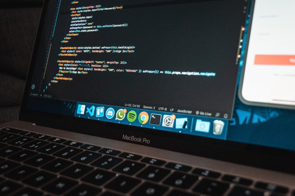 La contratación de profesionales y el precio de un proyecto web