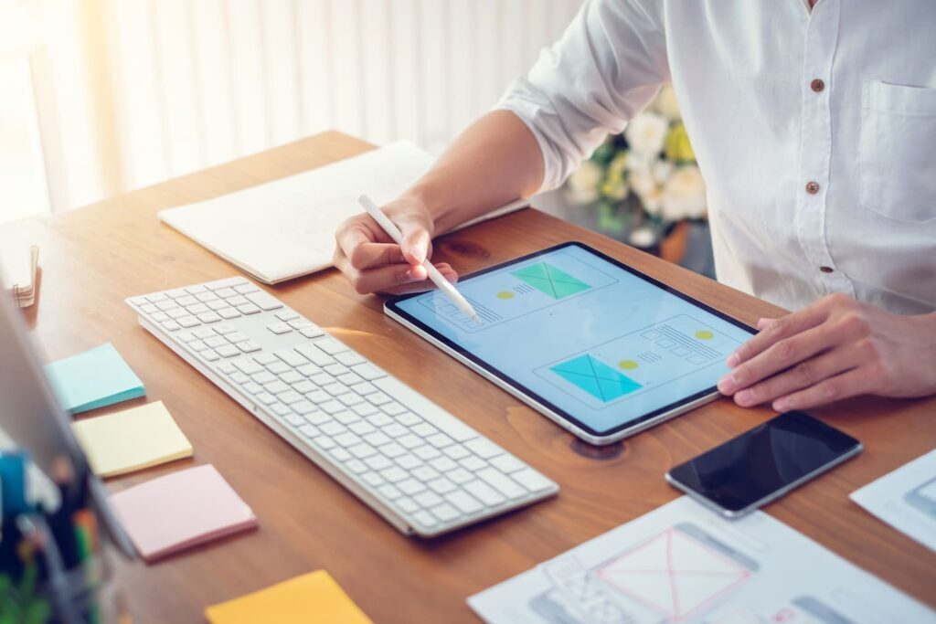 diseño web de marca y elementos clave